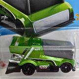  HOT WHEELS BASIC - RINK RACER GREEN HW RIDE-ONS - HTF11 