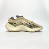  ADIDAS YEEZY 700 V3 FADE SALT ID1674 