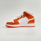  NIKE JORDAN 1 MID METALLIC ORANGE (GS) - DM4228-800 