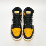  NIKE AIR JORDAN 1 RETRO HIGH OG TAXI 555088-711 