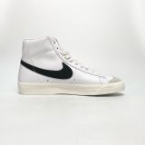  NIKE BLAZER MID ’77 VINTAGE WHITE BLACK BQ6806-100 