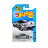  HOT WHEELS BASIC LAFERRARI BFF91 