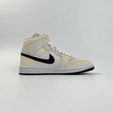  NIKE WMNS AIR JORDAN 1 MID COCONUT MILK BQ6472-121 