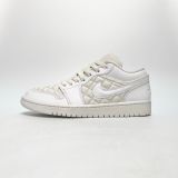  NIKE AIR JORDAN 1 LOW QUILTED WHITE DB6480-100 