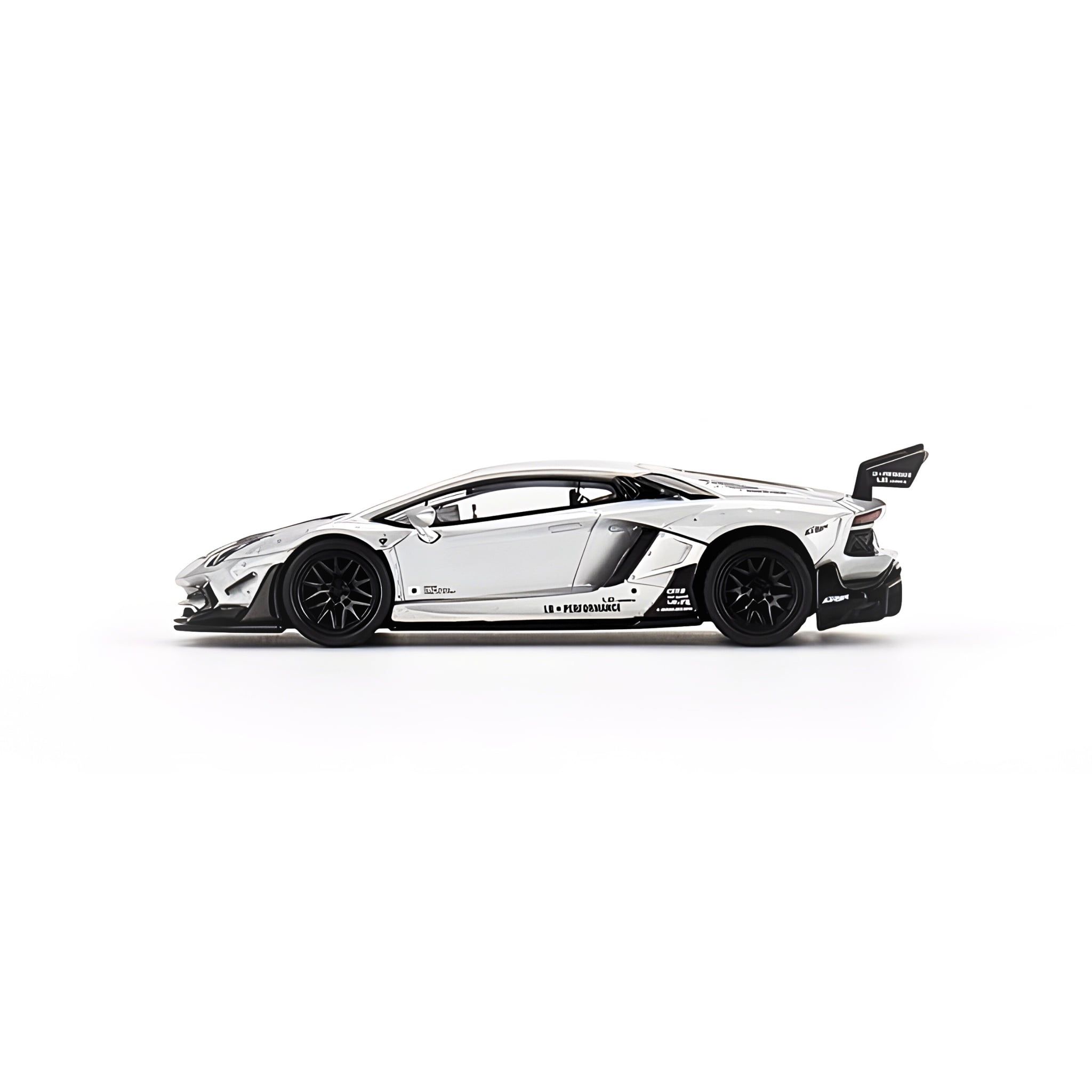 MINI GT - LB☆WORKS LAMBORGHINI AVENTADOR MATT SILVER LHD - 449 MINI GT - LB☆WORKS LAMBORGHINI AVENTADOR MATT SILVER LHD - 449