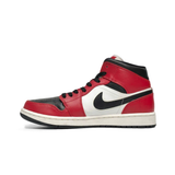 NIKE AIR JORDAN 1 MID CHICAGO BLACK TOE 554724-069 