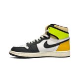  NIKE AIR JORDAN 1 RETRO HIGH OG VOLT GOLD 555088-118 
