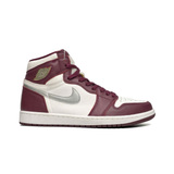  NIKE AIR JORDAN 1 RETRO HIGH OG BORDEAUX 555088-611 