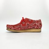  CLARKS X SUPREME WALLABEE BANDANA RED 261-42399 