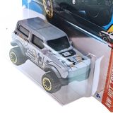  HOT WHEELS HOT TRUCKS - '21 FORD BRONCO GREY - HYW73 