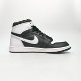  NIKE AIR JORDAN 1 RETRO HIGH OG BLACK WHITE DZ5485-010 