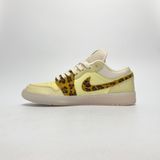  NIKE WMNS AIR JORDAN 1 LOW SNKRS DAY DN6998-700 
