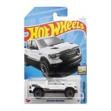  HOT WHEELS BASIC - 2020 RAM 1500 REBEL WHITE - HTC52 