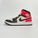  NIKE JORDAN 1 MID SE NEWSPRINT -  DQ6078-100 