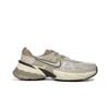  NIKE V2K RUN CREAM FD0736-103 
