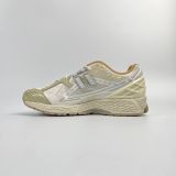  NEW BALANCE 1906R LUNAR NEW YEAR CREAM M1906NLY 