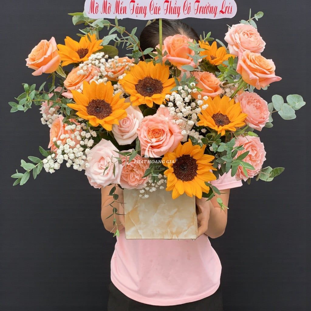 Hộp hoa - Đong Đầy Yêu Thương 6 - 33596