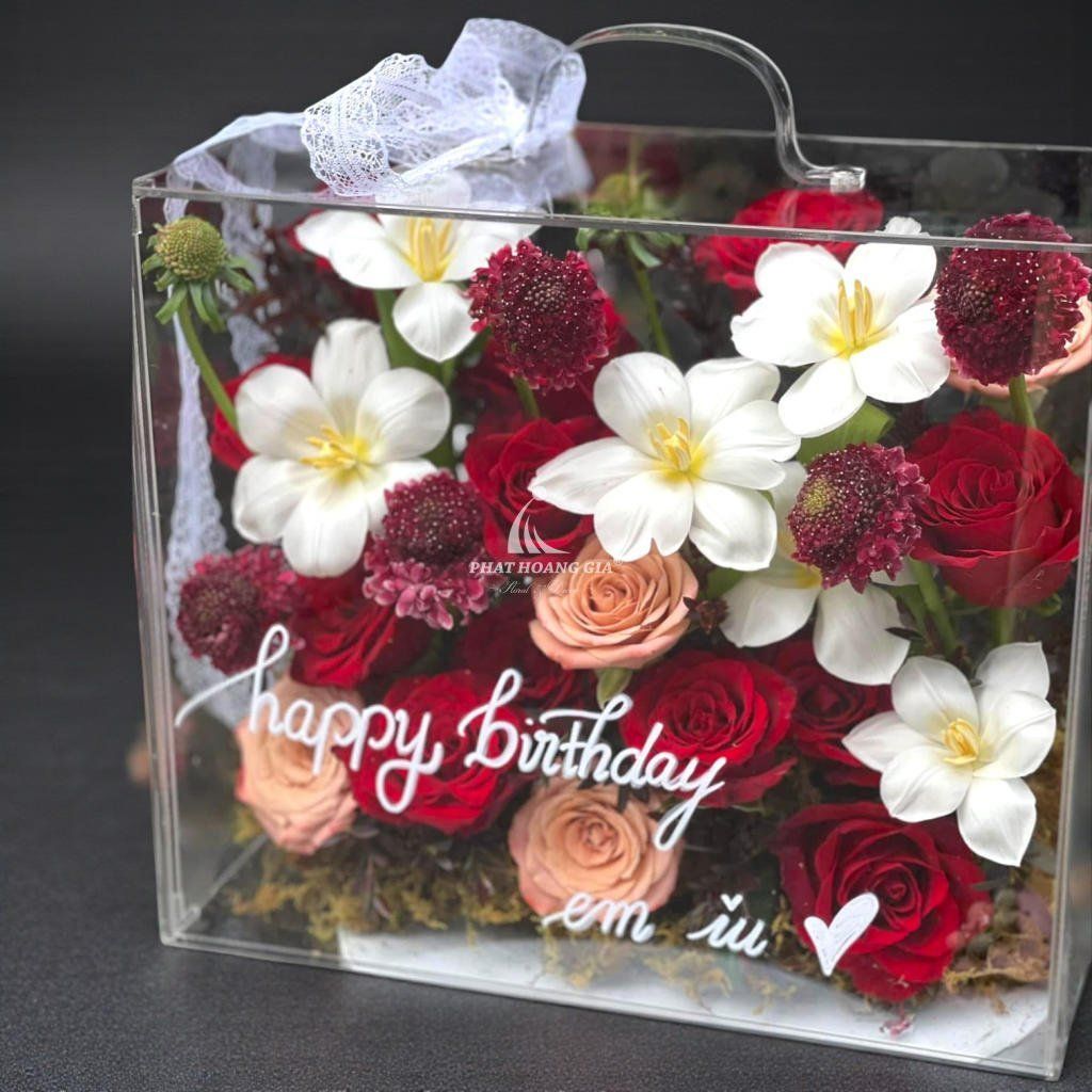 Hộp hoa Mica - Món Quà Ấn Tượng 1 - 18749