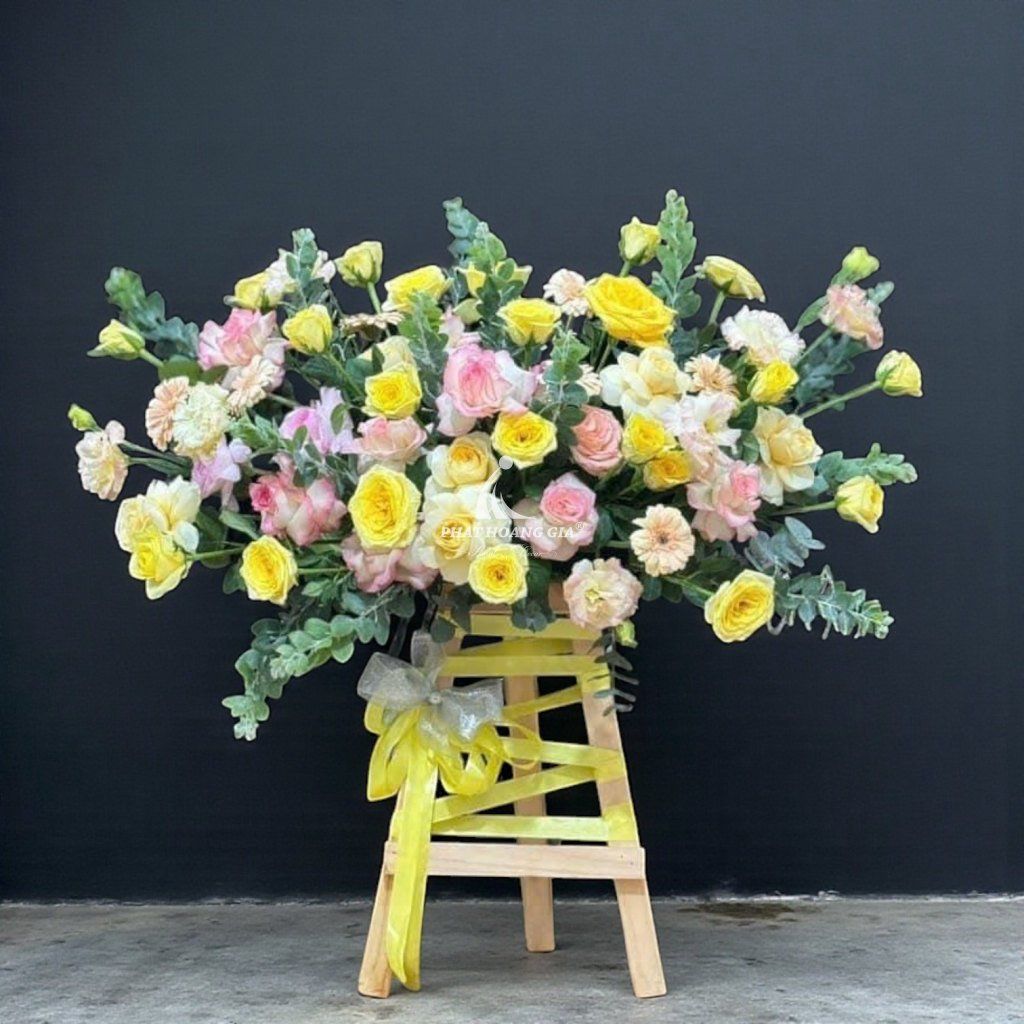 Kệ hoa tươi mini - Vững Vàng Tiếp Bước 2 - 22967
