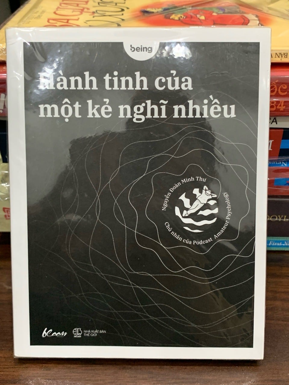 Hành tinh của một kẻ nghĩ nhiều – Amateur Psychology