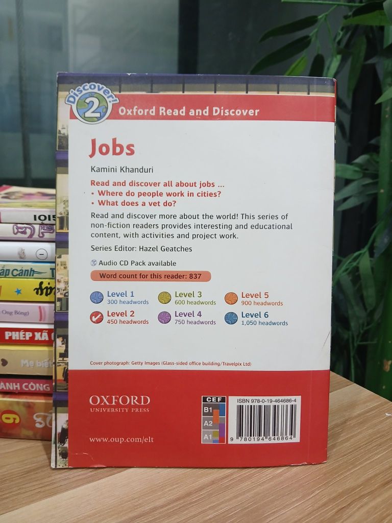 Jobs (Oxford Read and Discover 2) - Ảnh chụp thực tế