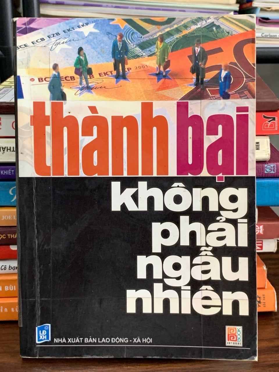 Thành bại không phải ngẫu nhiên –Tường Hy