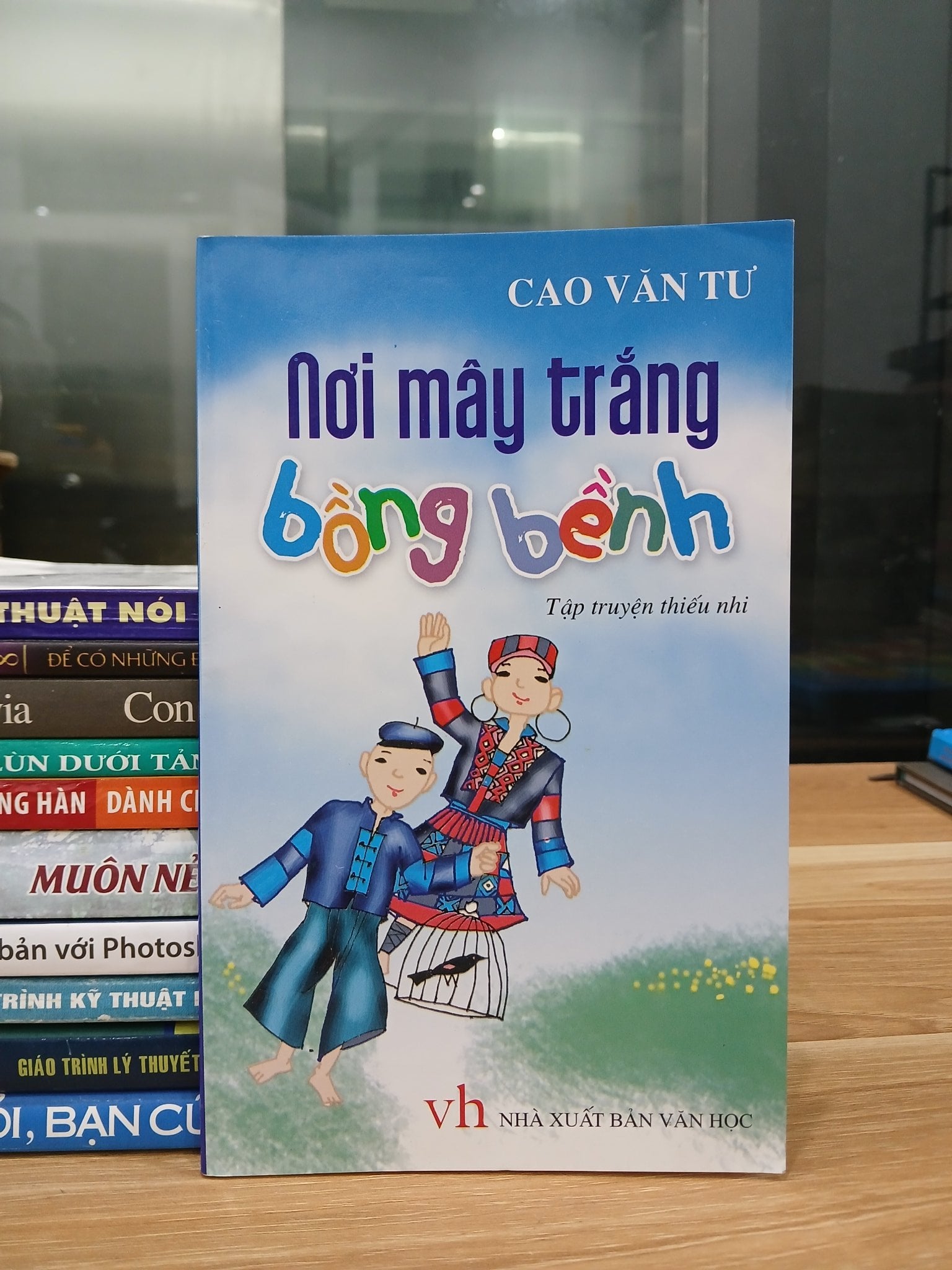 Nơi mây trắng bồng bềnh – Cao Văn Tư