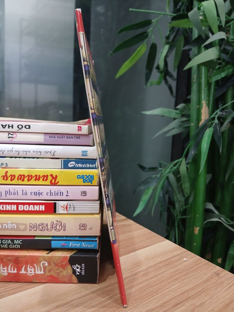 Jobs (Oxford Read and Discover 2) - Ảnh thực tế 3