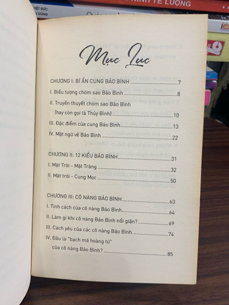 Bí ẩn 12 chòm sao: Bảo Bình khác biệt- Asbooks - Ảnh thực tế 5