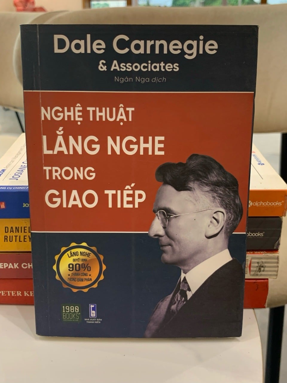 Nghệ thuật lắng nghe trong giao tiếp -Dale Carnegie