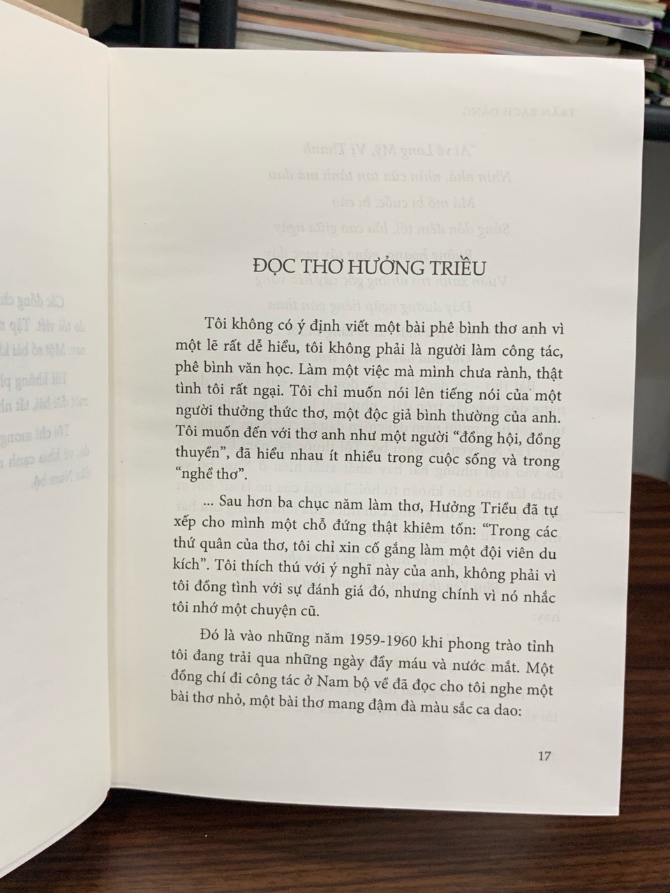 Bài ca khởi nghĩa thơ Chân dung một quản đốc – Trần Bạch Đằng