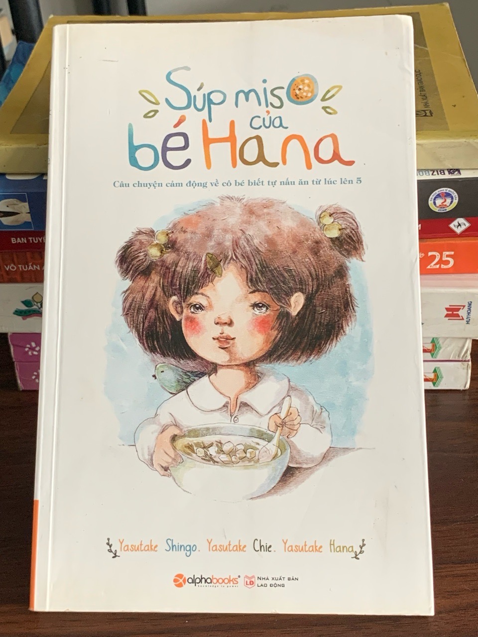 Súp miso của bé Hana – Yasutake Shingo, Yasutake Hana