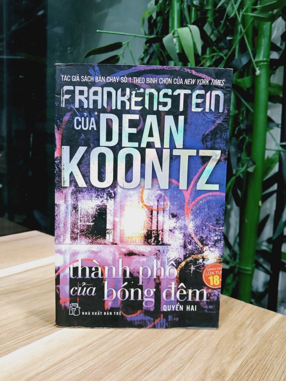 thành phố của bóng đêm quyển 2- Frankenstein của DEAN KOONTZ