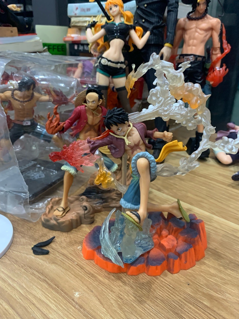Mô hình One Piece Monkey D. Luffy Gear 2 Haki - Figuarts ZERO Cao Cấp, Cao 20cm
