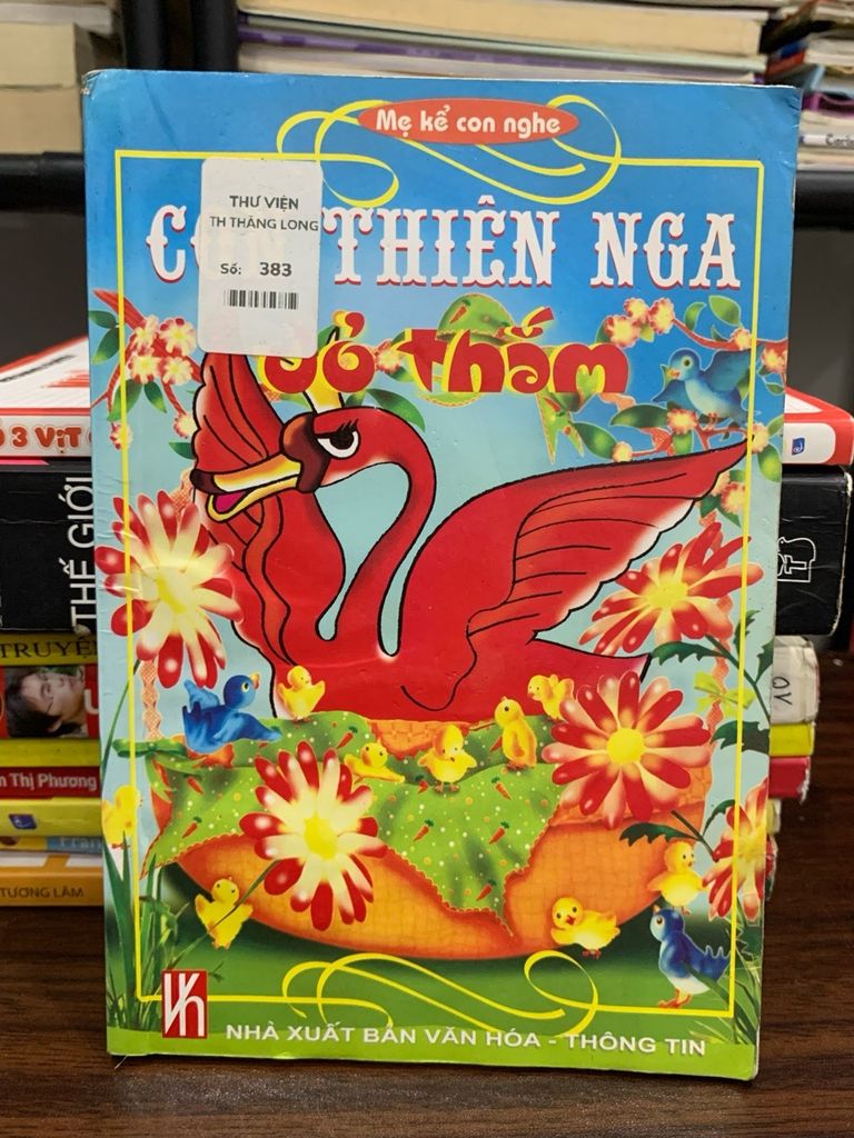 Con thiên nga đỏ thắm- NXB Văn hoá Thông tin