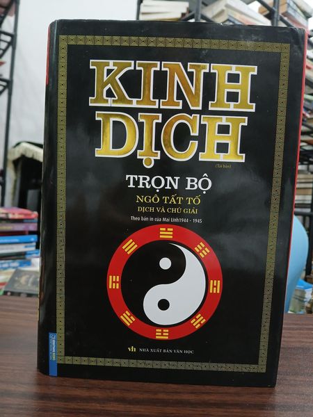 Kinh Dịch- nhà xuất bản Văn Học