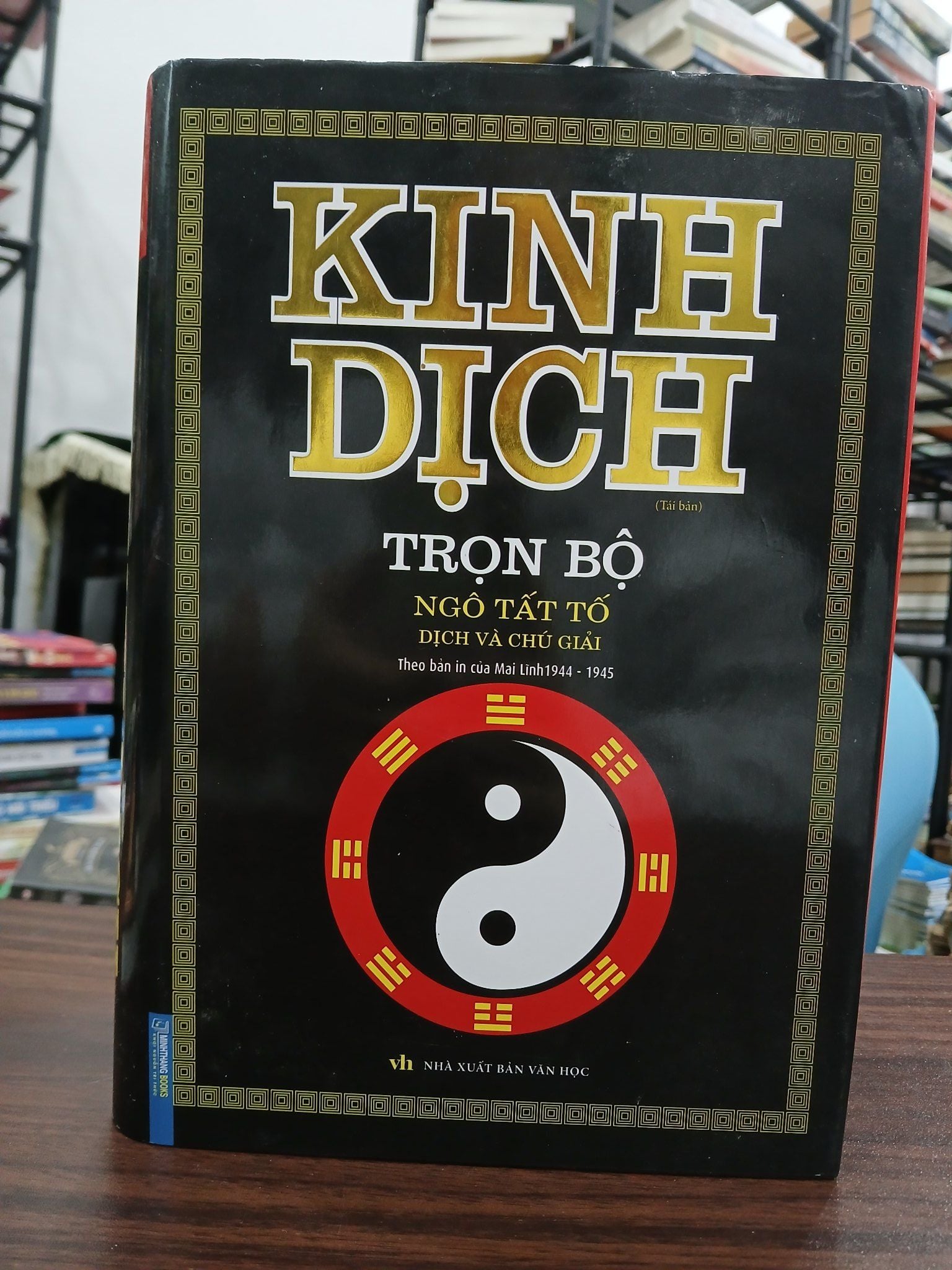 Kinh Dịch- nhà xuất bản Văn Học