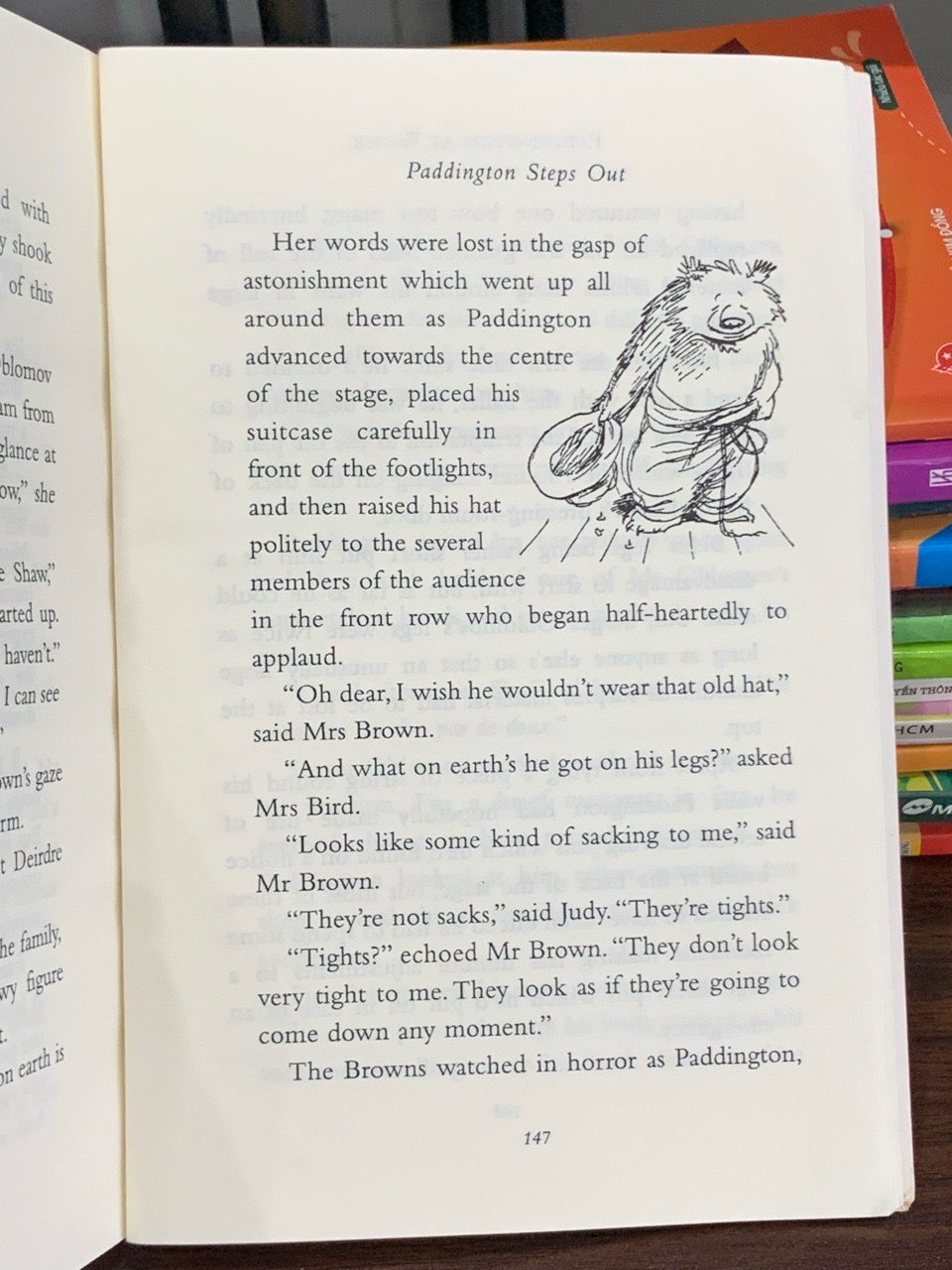Paddington at Work – Michael Bond