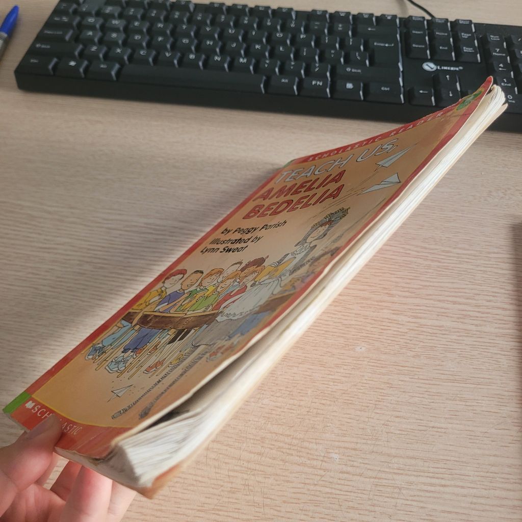 Teach Us, Amelia Bedelia  Peggy Parish & Lynn Sweat - Ảnh thực tế 4