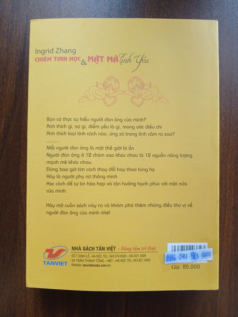 Chiêm tinh học & mật mã tình yêu - Ingrid Zhang - Ảnh chụp thực tế