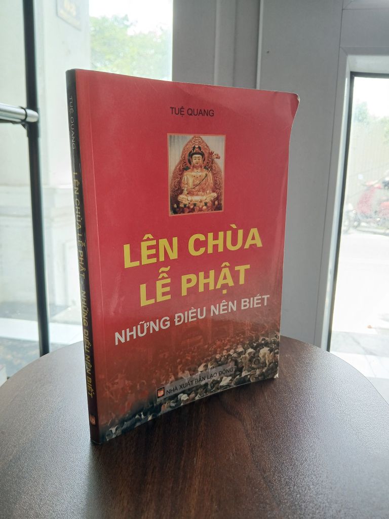 Lên Chùa Lễ Phật - Những Điều Nên Biết - Tuệ Quang - Ảnh thực tế 5