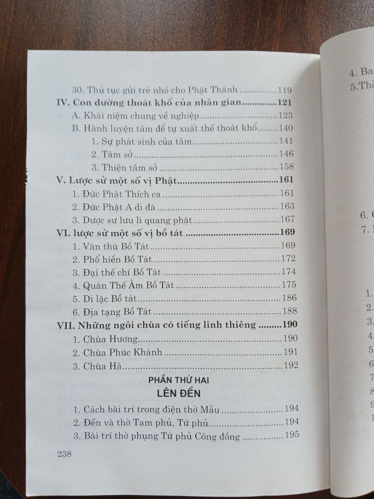 Lên Chùa Lễ Phật - Những Điều Nên Biết - Tuệ Quang - Ảnh thực tế 10
