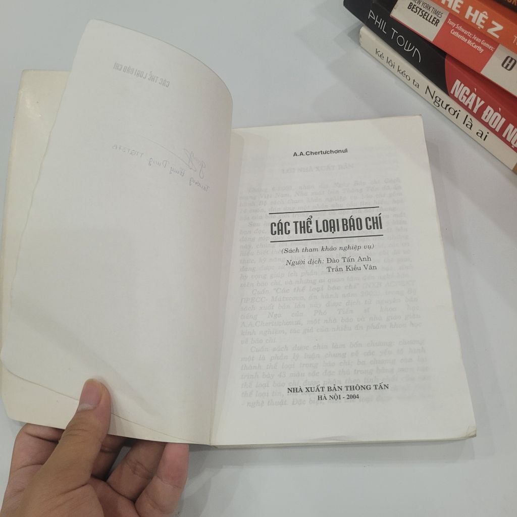 Các Thể Loại Báo Chí - Axel Aubert và Jean-Francois Tétu - Ảnh thực tế 3