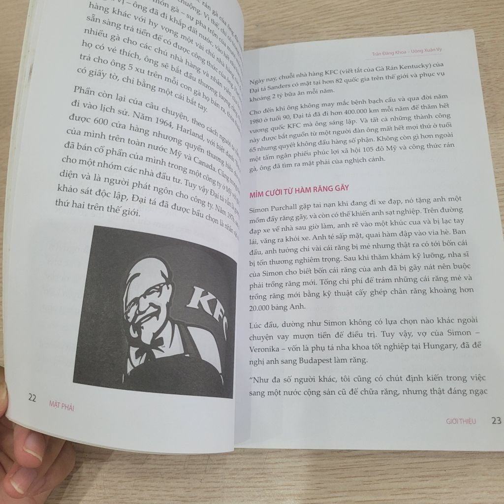 Mặt Phải (The Flipside) - Adam J. Jackson - Ảnh thực tế 7