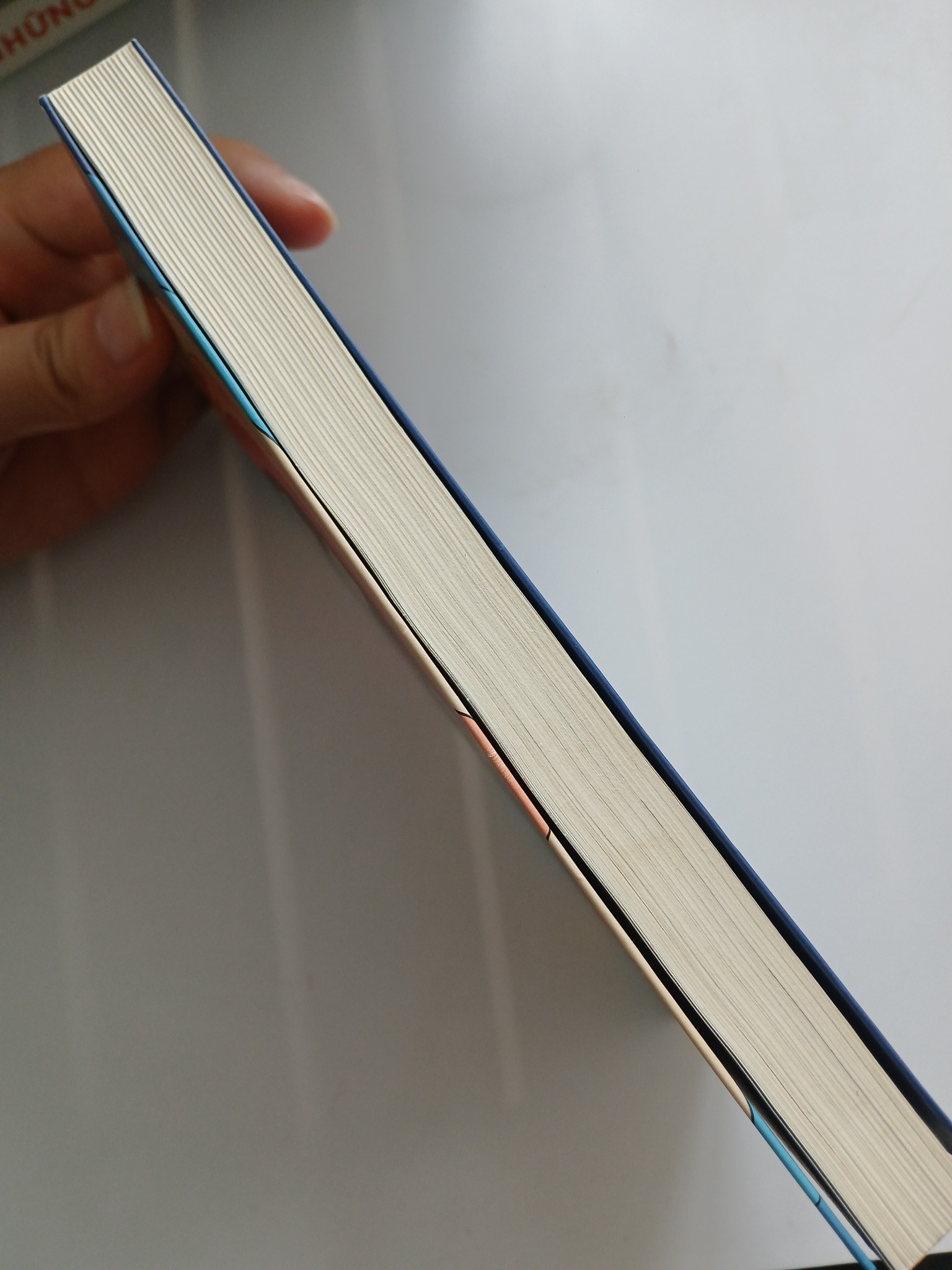 Cô độc hướng ngoại hay bình thản hướng nội - Peter Hollins