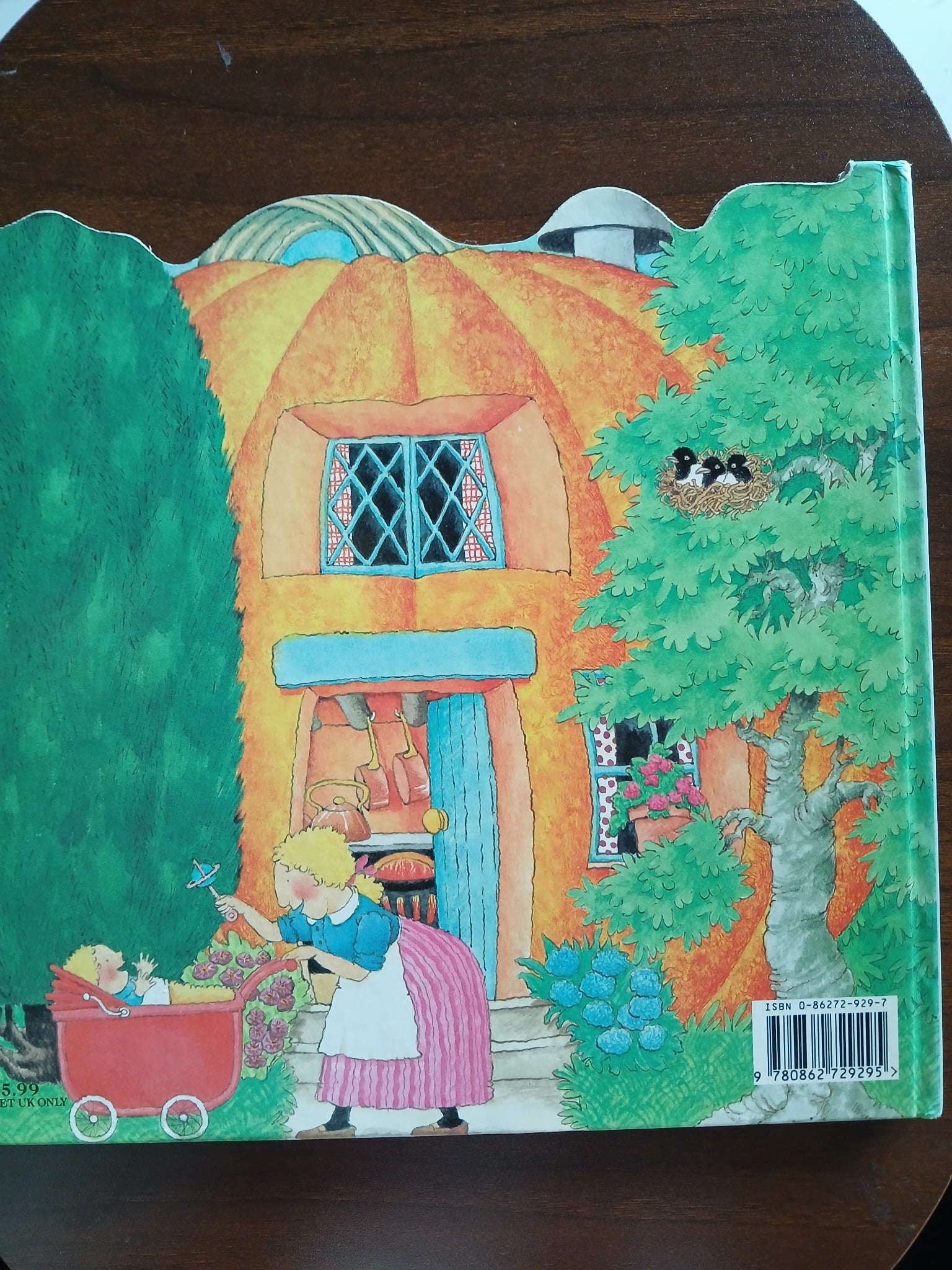 Ảnh sách Pumpkin House