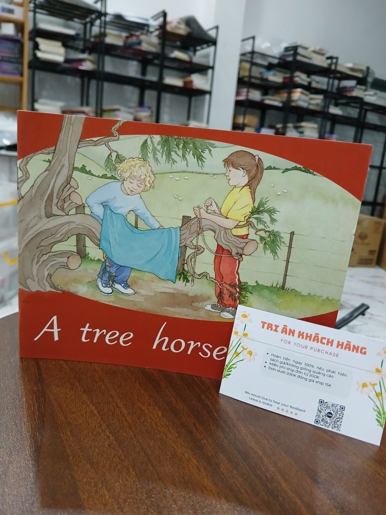 A tree horse - Mandi Rathbone & Sharyn Madder - Ảnh thực tế 8