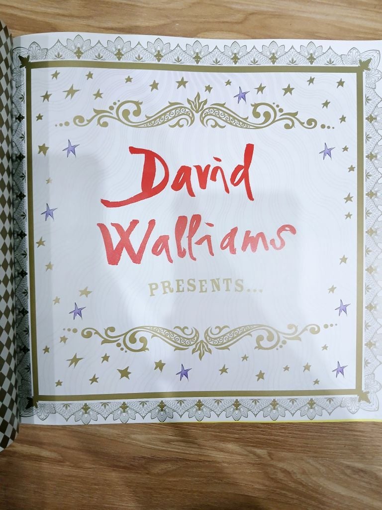 The Slightly Annoying Elephant - David Walliams & Tony Ross - Ảnh thực tế 5