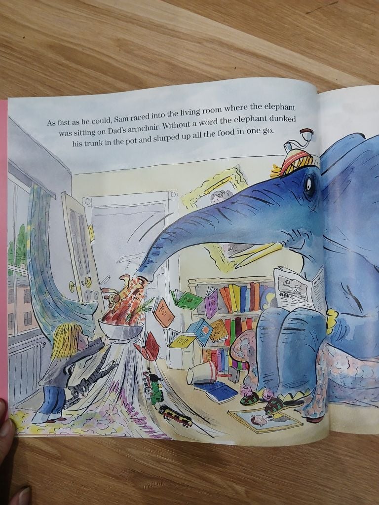 The Slightly Annoying Elephant - David Walliams & Tony Ross - Ảnh thực tế 8