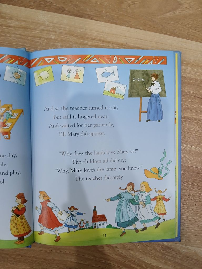 The Usborne Little Book of Nursery Rhymes  Various (Illustrated by Jo Litchfield) - Ảnh thực tế 10